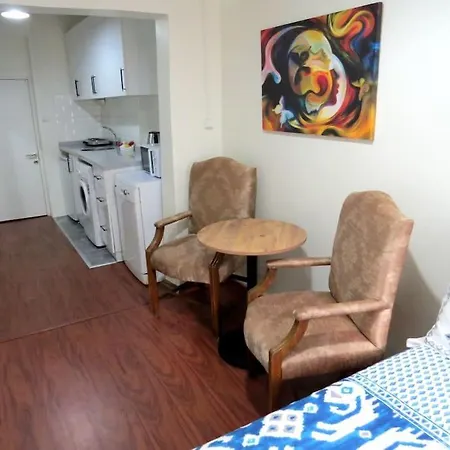 Istanberry - Moonlight איסטמבול