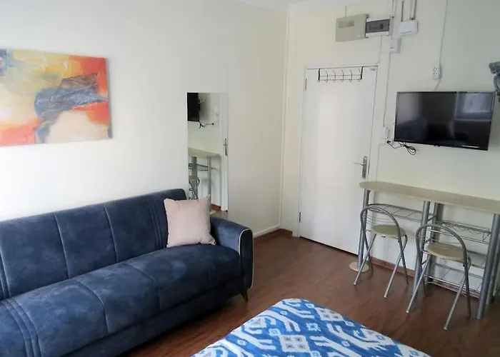 Istanberry - Moonlight Hotell *