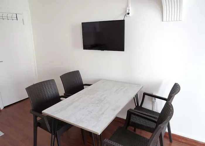 Istanberry - Moonlight * Istanbul