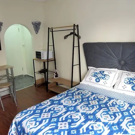 Istanberry - Moonlight